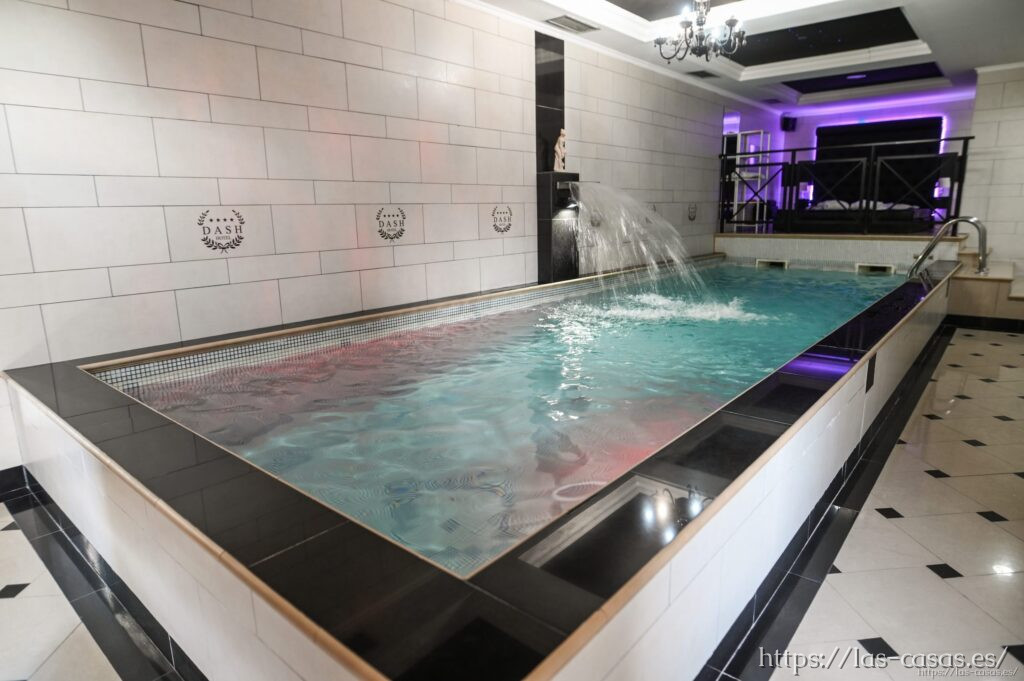 Dash Hotel