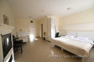 Triple room