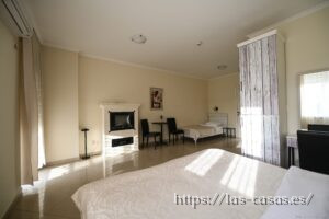 Triple room