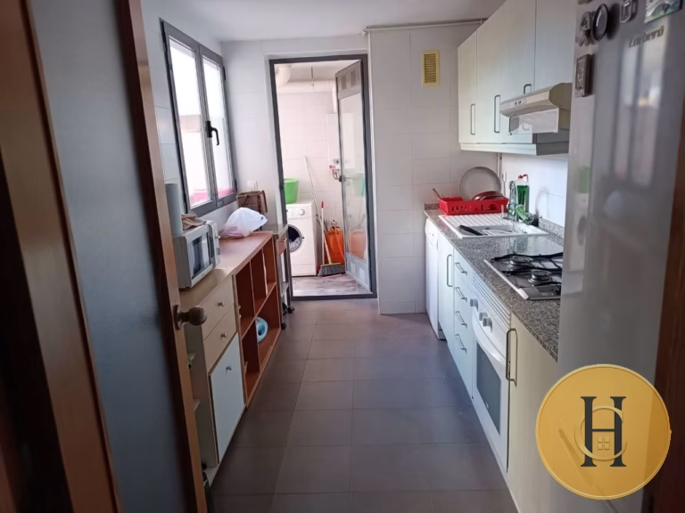 Alquilo habitación