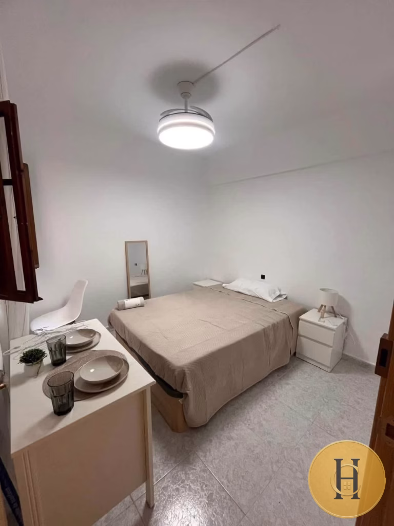Se alquila habitación para pareja en Torrente