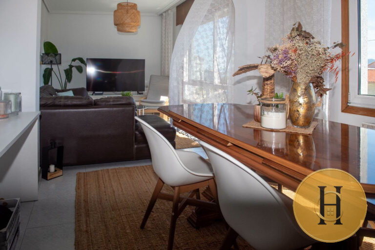 BAIONA. Casa disponible desde el 30 de julio al 5 de agosto.