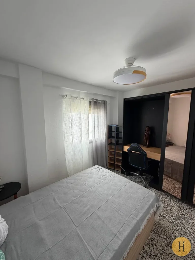 Se alquilan habitaciones en Alicante, zona Carolinas