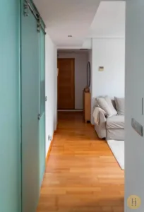 Alquiler Piso en Av. Francia, Valencia (1 Hab + Garaje) | HotelsCasa