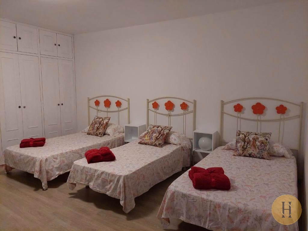 Gran casa cerca de la playa