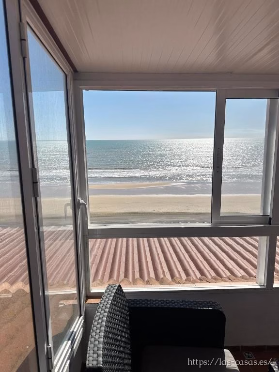 A la Orilla del Mar