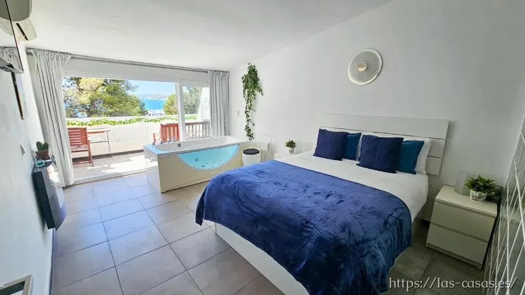 A pasos de la Playa del Cristo y Puerto