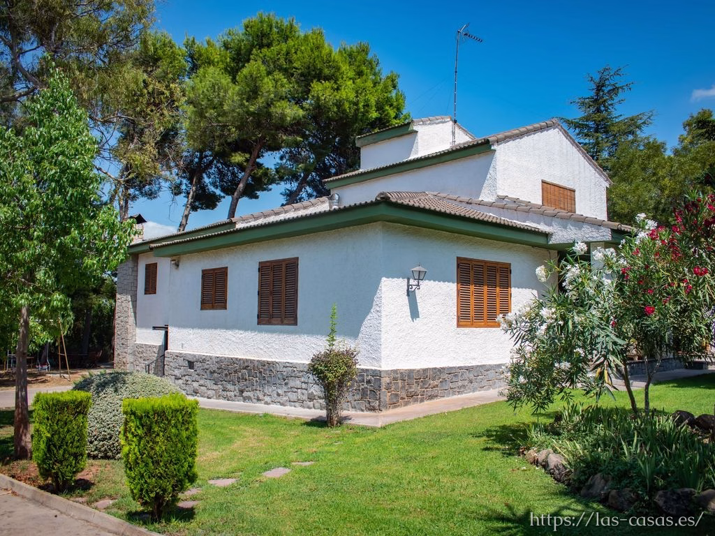 Casa les Garroferes