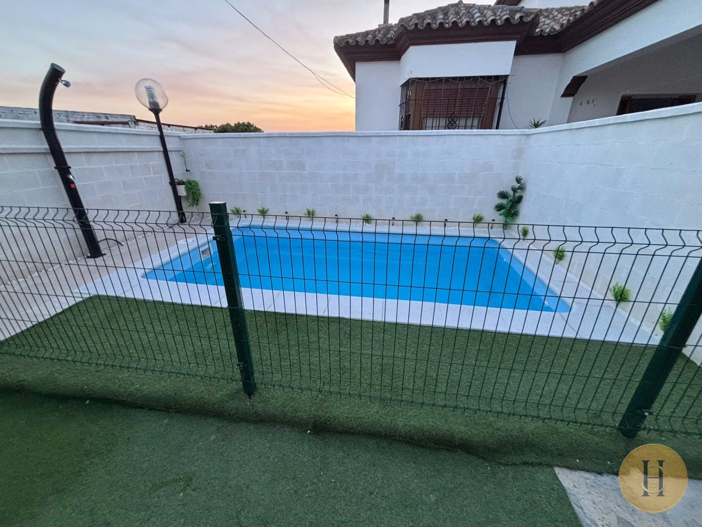 Alquiler Vacacional de Casa en Conil de la Frontera con Piscina y Jardín Privado