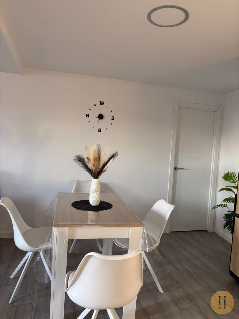 Alquiler Vacacional de Casa en Conil de la Frontera con Piscina y Jardín Privado