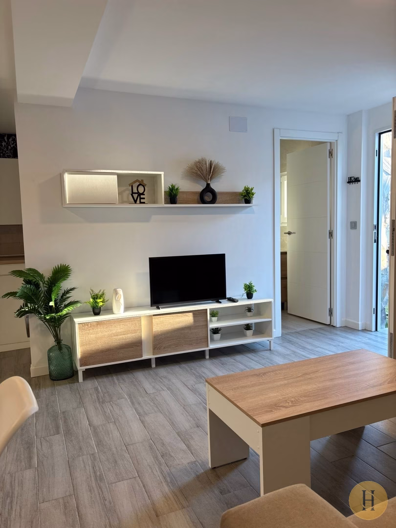 Alquiler Vacacional de Casa en Conil de la Frontera con Piscina y Jardín Privado