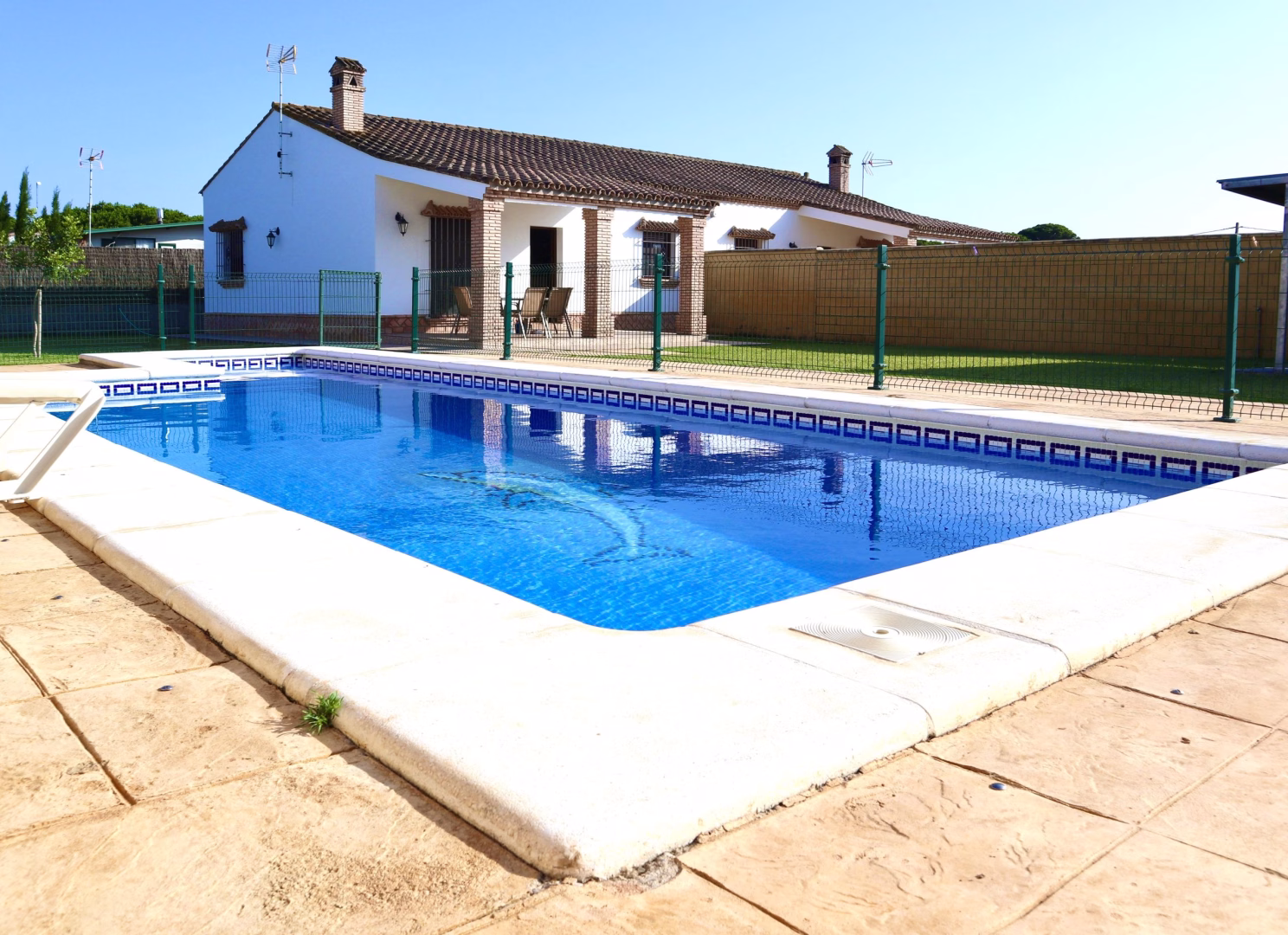 Alquiler Chalet El Maestro Conil de la Frontera | HotelsCasa