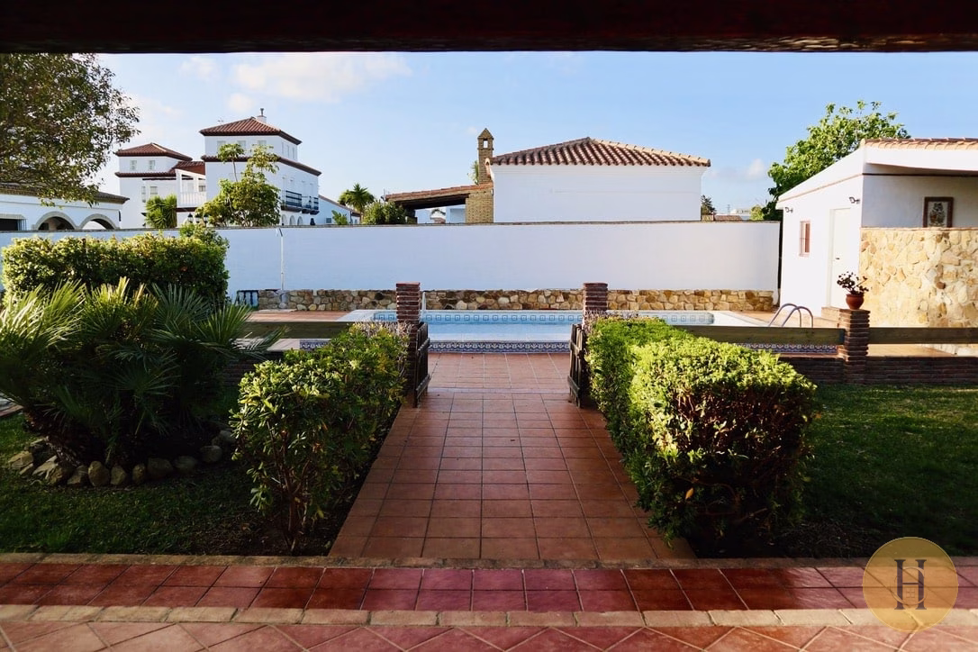 Alquiler Chalet Fuente del Gallo Conil – Padre Ramos | HotelsCasa