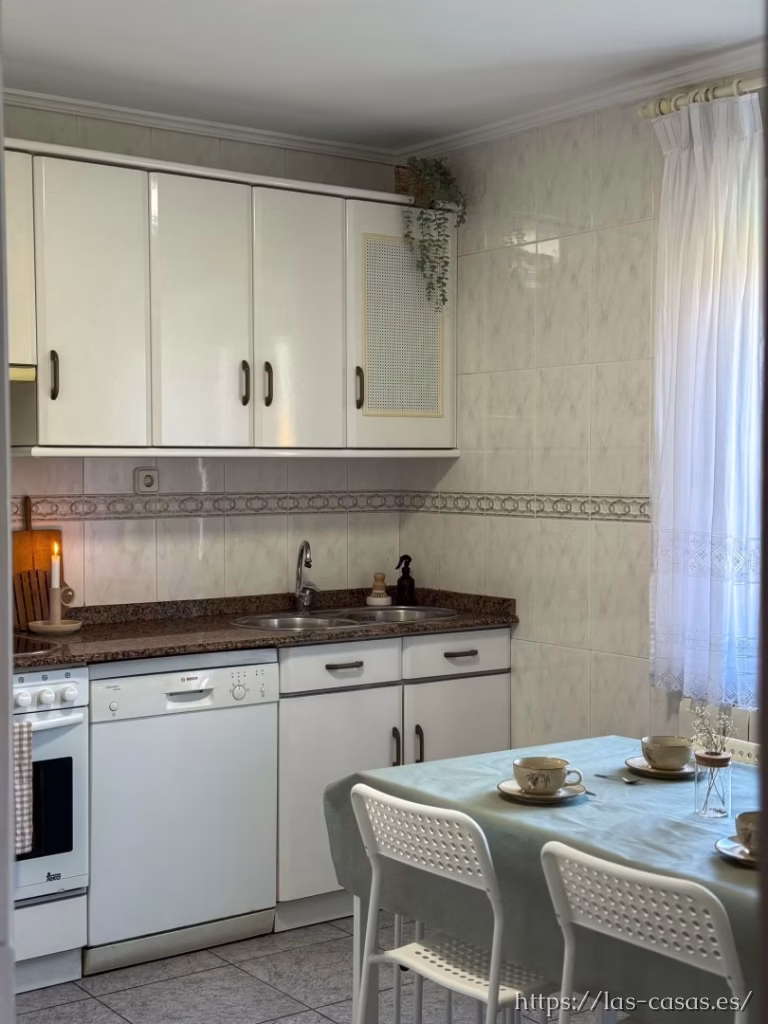 Mies de Sabres-Queveda 42. 39314 Santillana del Mar. Cantabria