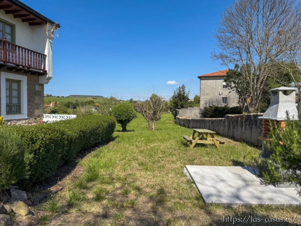 Mies de Sabres-Queveda 42. 39314 Santillana del Mar. Cantabria