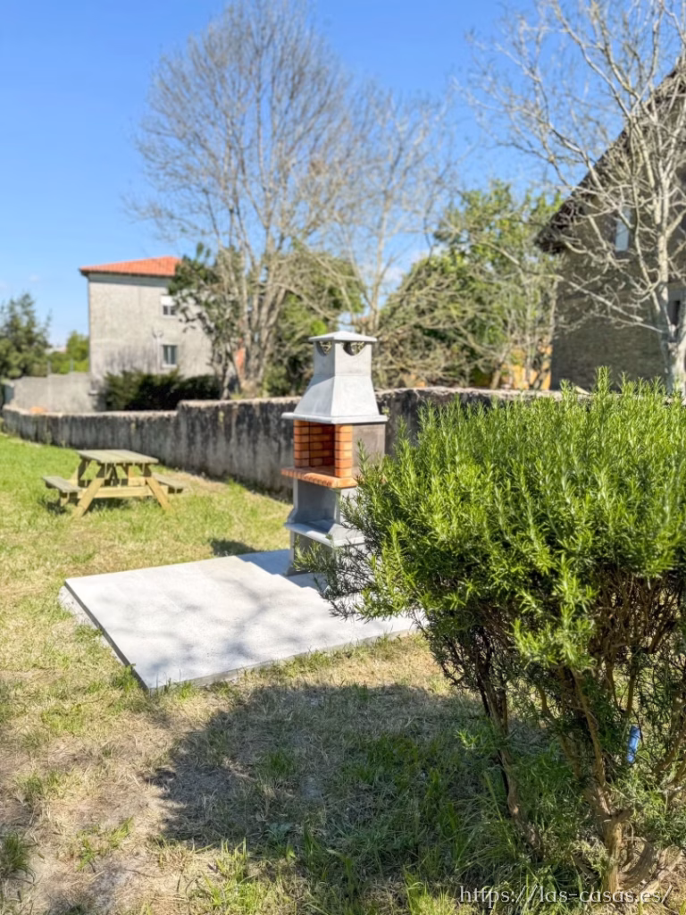 Mies de Sabres-Queveda 42. 39314 Santillana del Mar. Cantabria