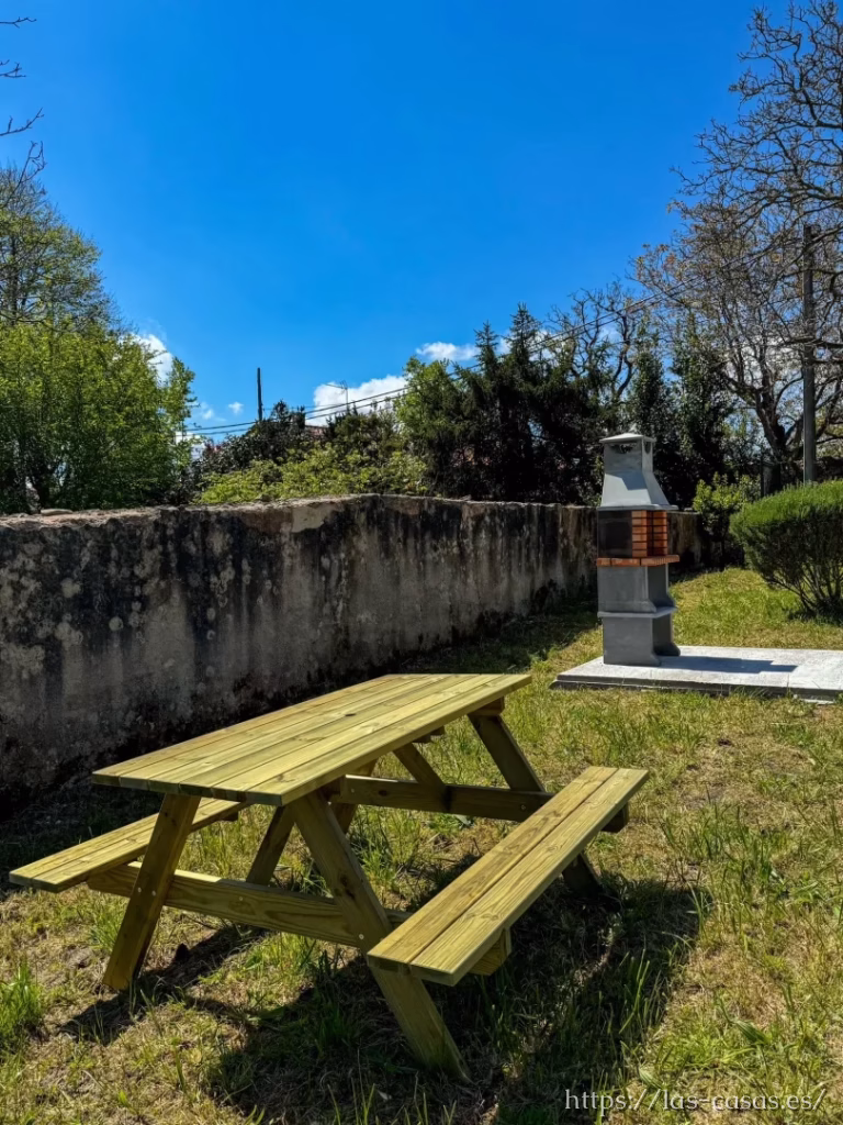 Mies de Sabres-Queveda 42. 39314 Santillana del Mar. Cantabria