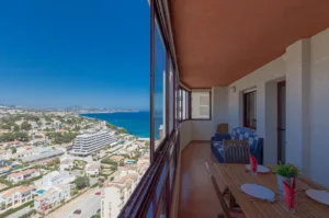 VG - Alquiler VG Apartamento Coral Beach Calpe Frente al Mar | HotelsCasa