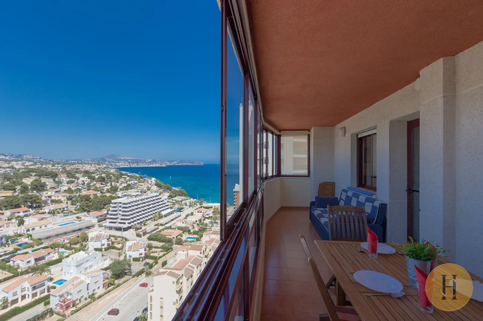 VG - Alquiler VG Apartamento Coral Beach Calpe Frente al Mar | HotelsCasa