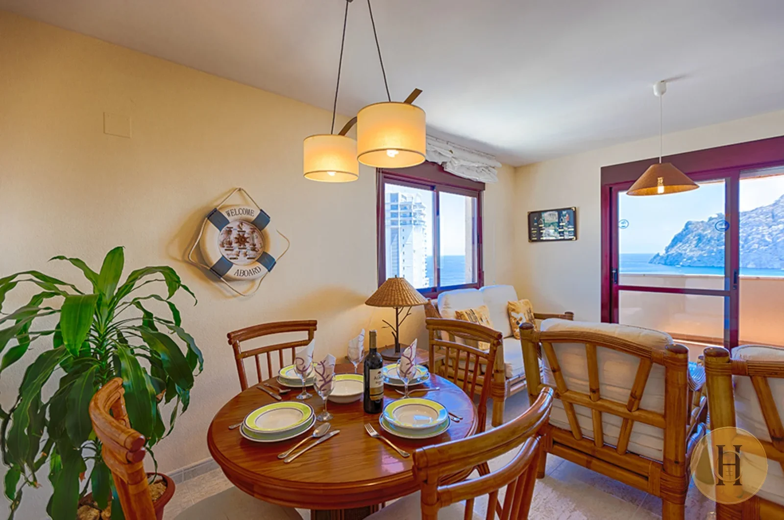 VG - Alquiler VG Apartamento Coral Beach Calpe Frente al Mar | HotelsCasa