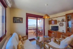 VG - Alquiler VG Apartamento Coral Beach Calpe Frente al Mar | HotelsCasa
