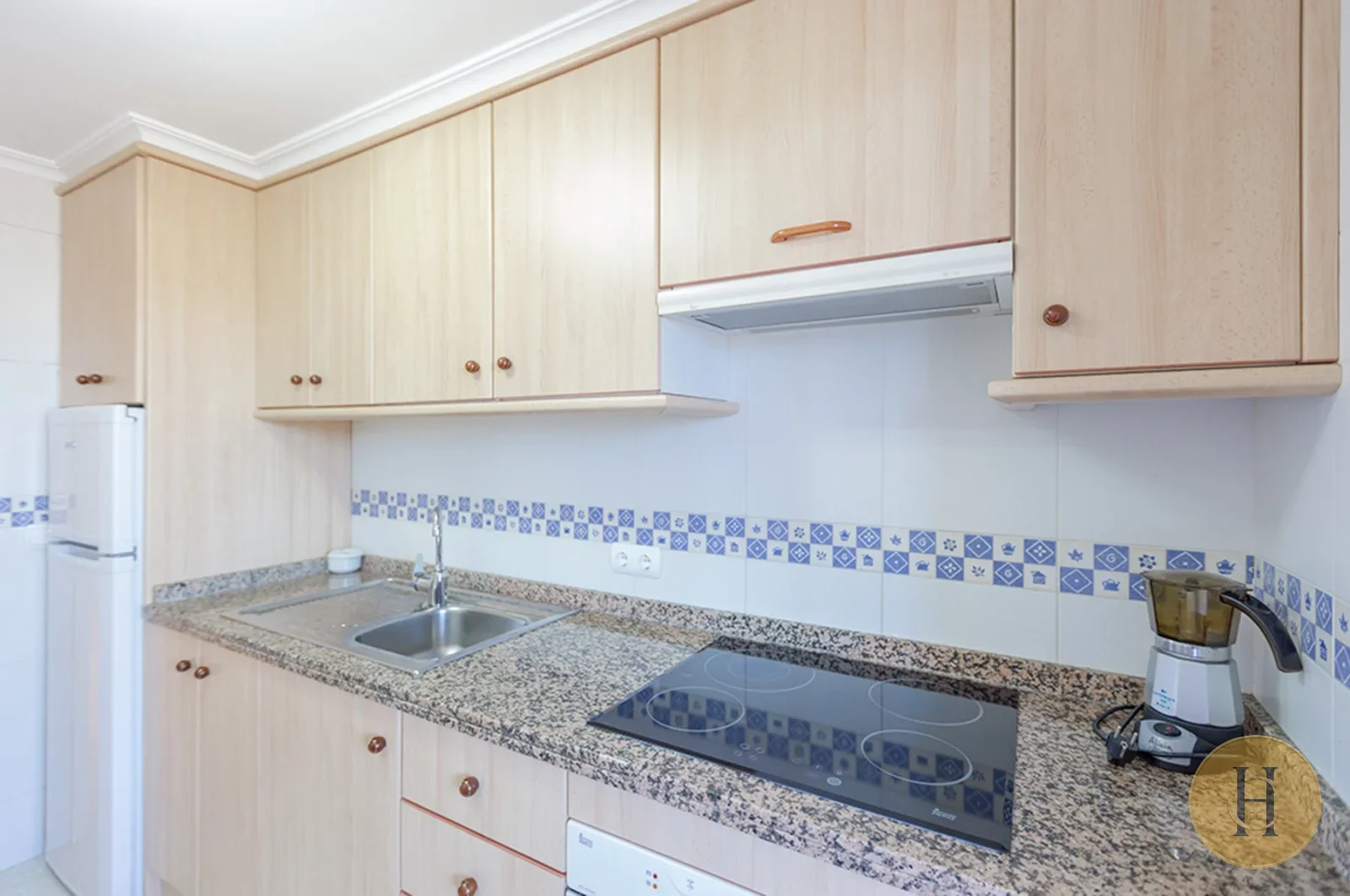 VG - Alquiler VG Apartamento Coral Beach Calpe Frente al Mar | HotelsCasa