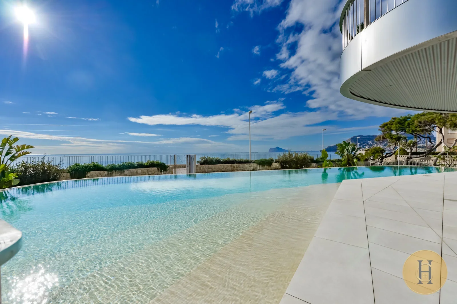 VG - Alquiler VG Apartamento Evolution Calpe | HotelsCasa