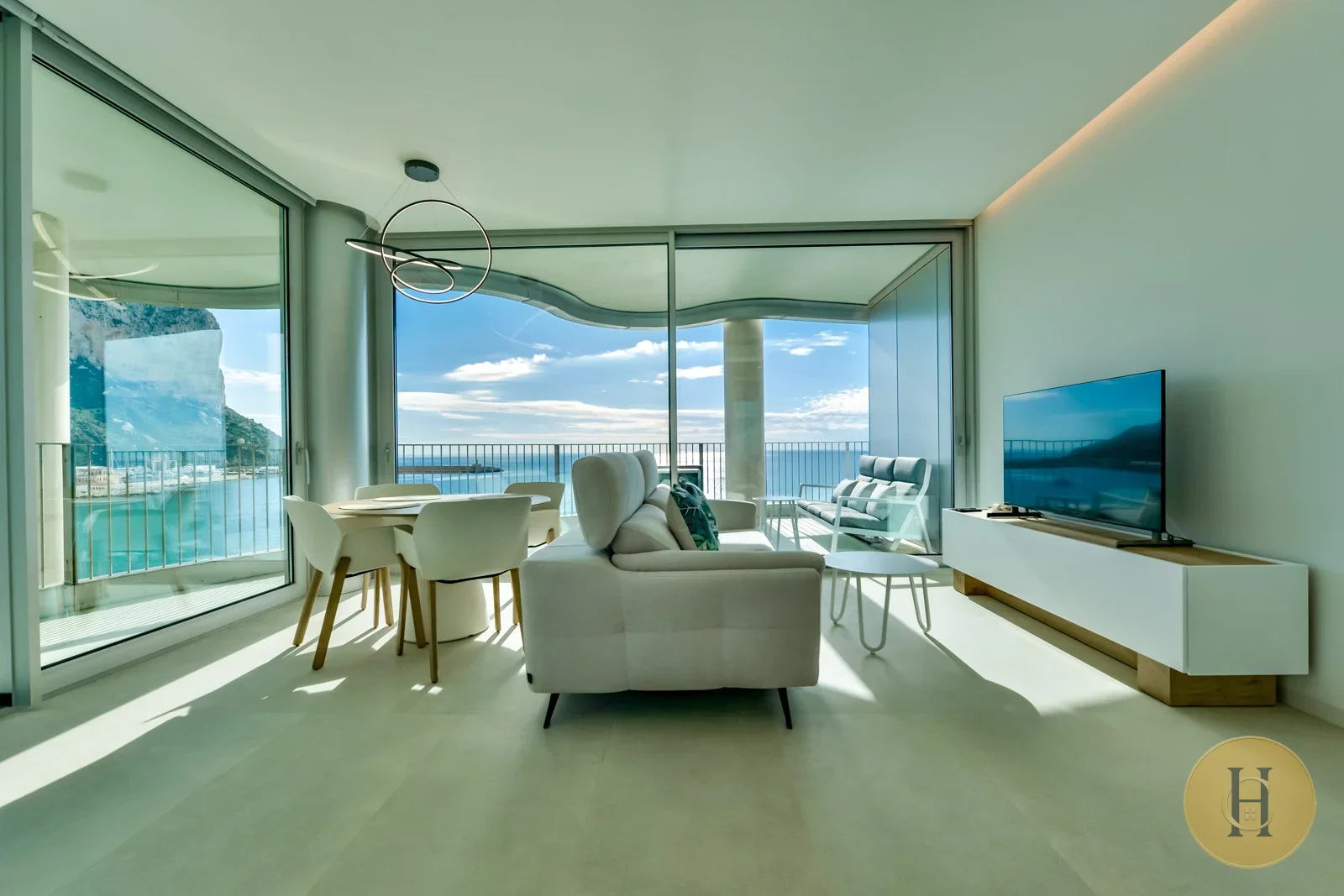 VG - Alquiler VG Apartamento Evolution Calpe | HotelsCasa