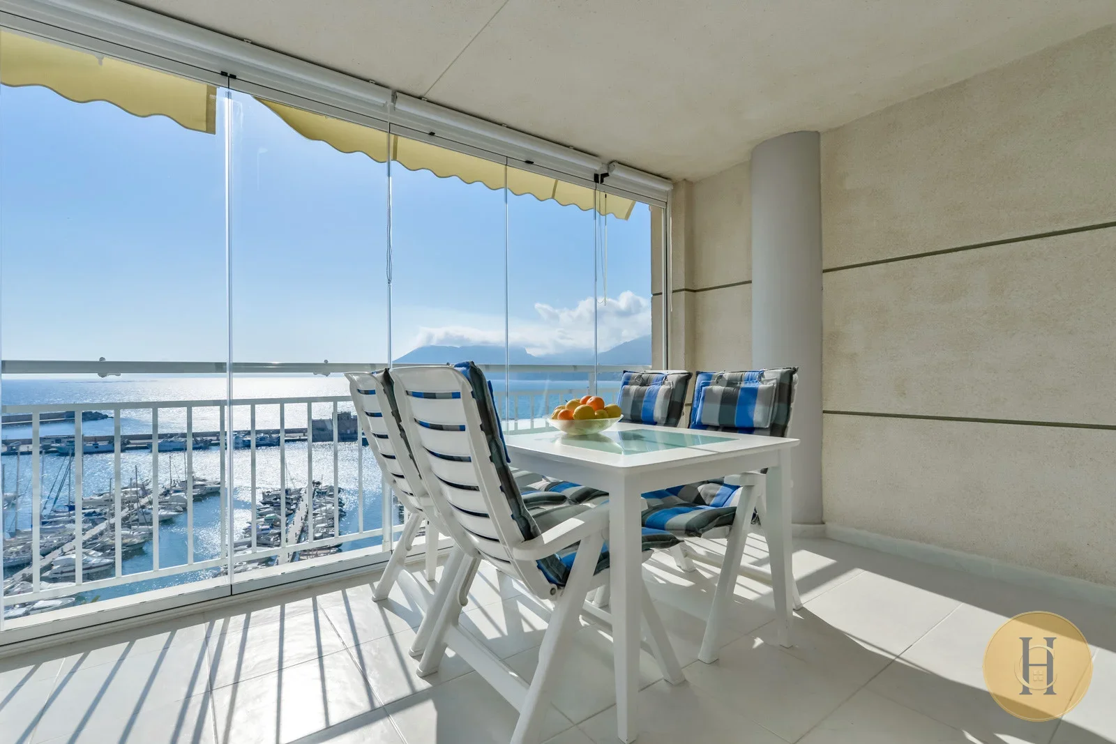 VG - Apartamento Nautico, Alquiler De Apartamento En Calpe Para 4 Pax Con Piscina Y Parquing Privado