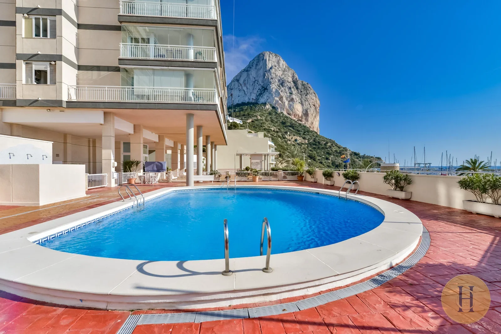 VG - Apartamento Nautico, Alquiler De Apartamento En Calpe Para 4 Pax Con Piscina Y Parquing Privado