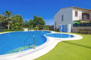 VG - Alquiler Bungalow Real Sitio en Calpe | Piscina y Parking