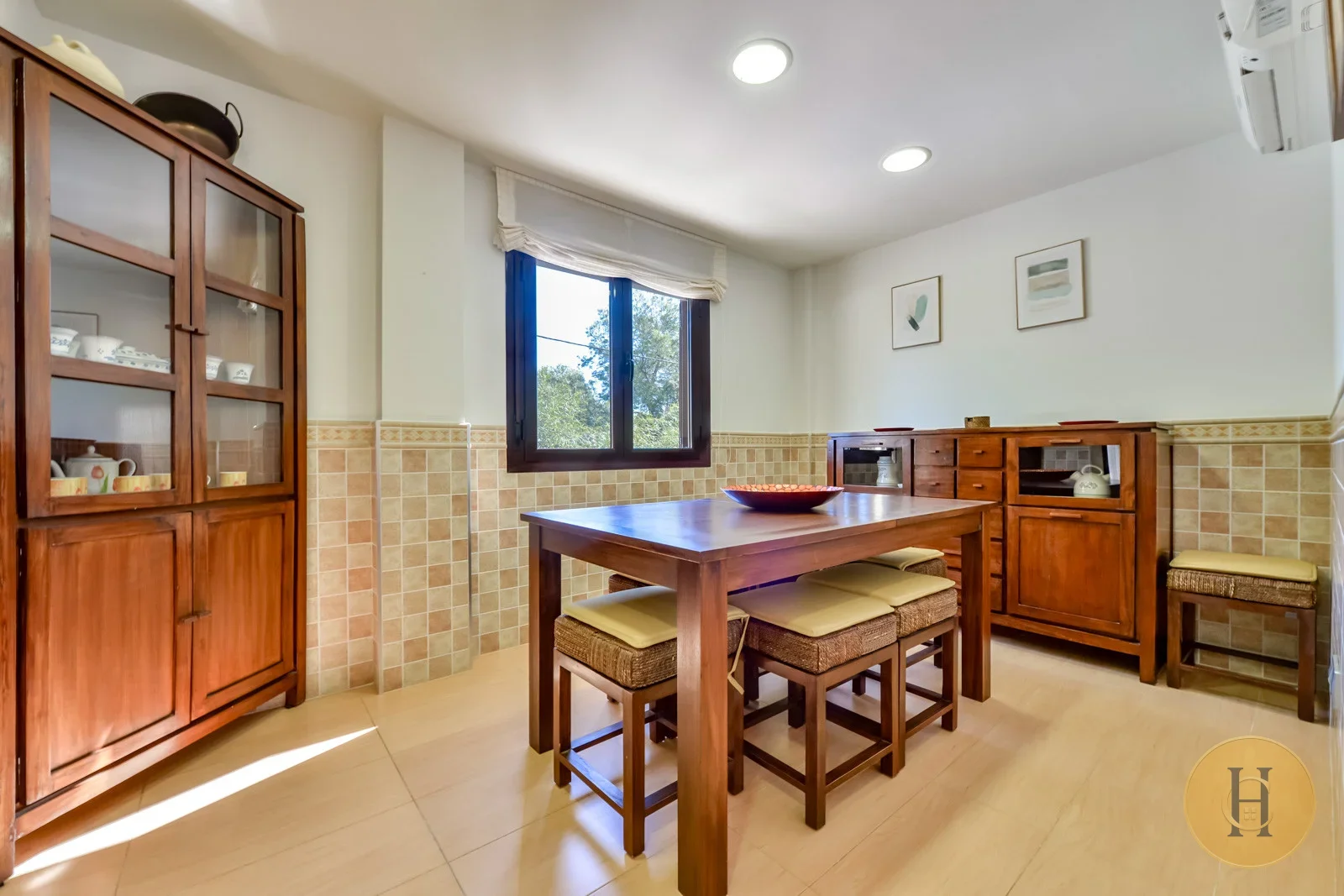 VG - Alquiler Bungalow Real Sitio en Calpe | Piscina y Parking