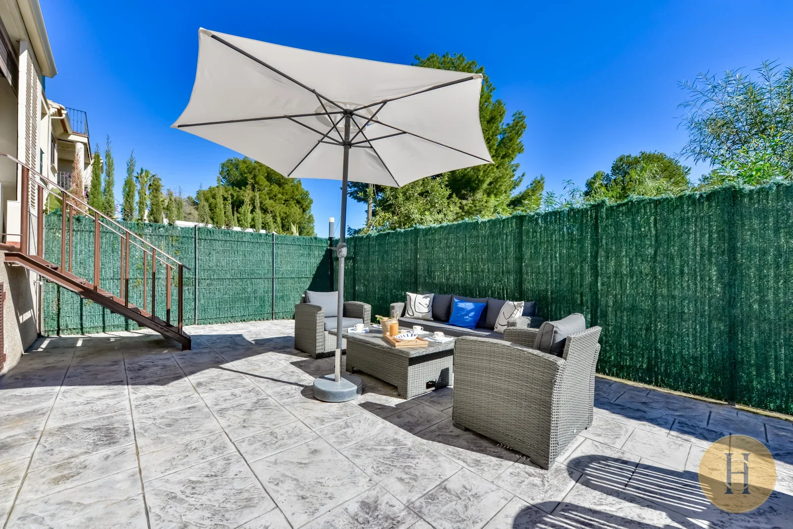 VG - Alquiler Bungalow Real Sitio en Calpe | Piscina y Parking