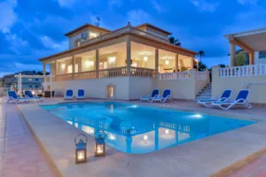 VG - Villa 14 Pax Y Piscina Privada