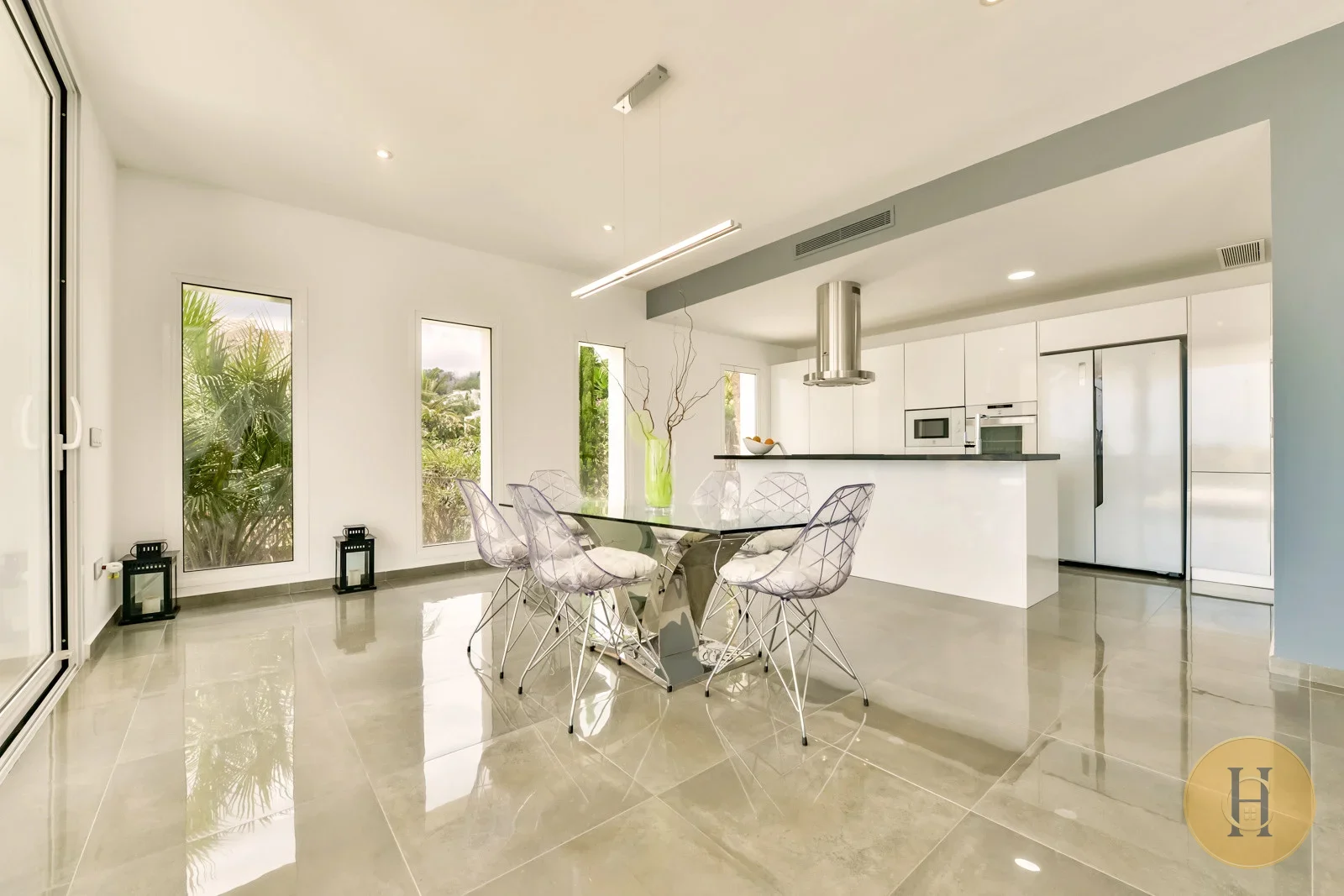 VG - Alquiler Villa Claudy en Calpe con Piscina | HotelsCasa