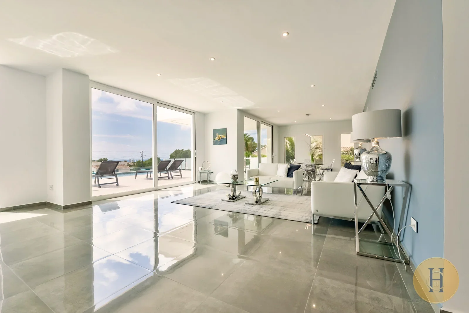 VG - Alquiler Villa Claudy en Calpe con Piscina | HotelsCasa