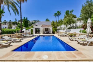 VG - Villa PONENT en Moraira | Alquiler Vacacional con Piscina (8 pax)