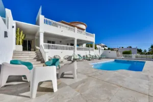 VG - Villa ANNEIDA