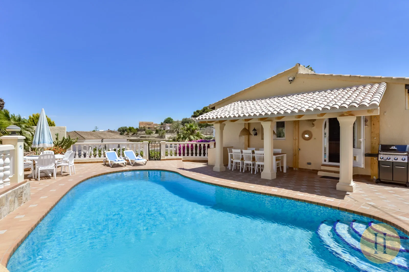 VG - Villa Cascada