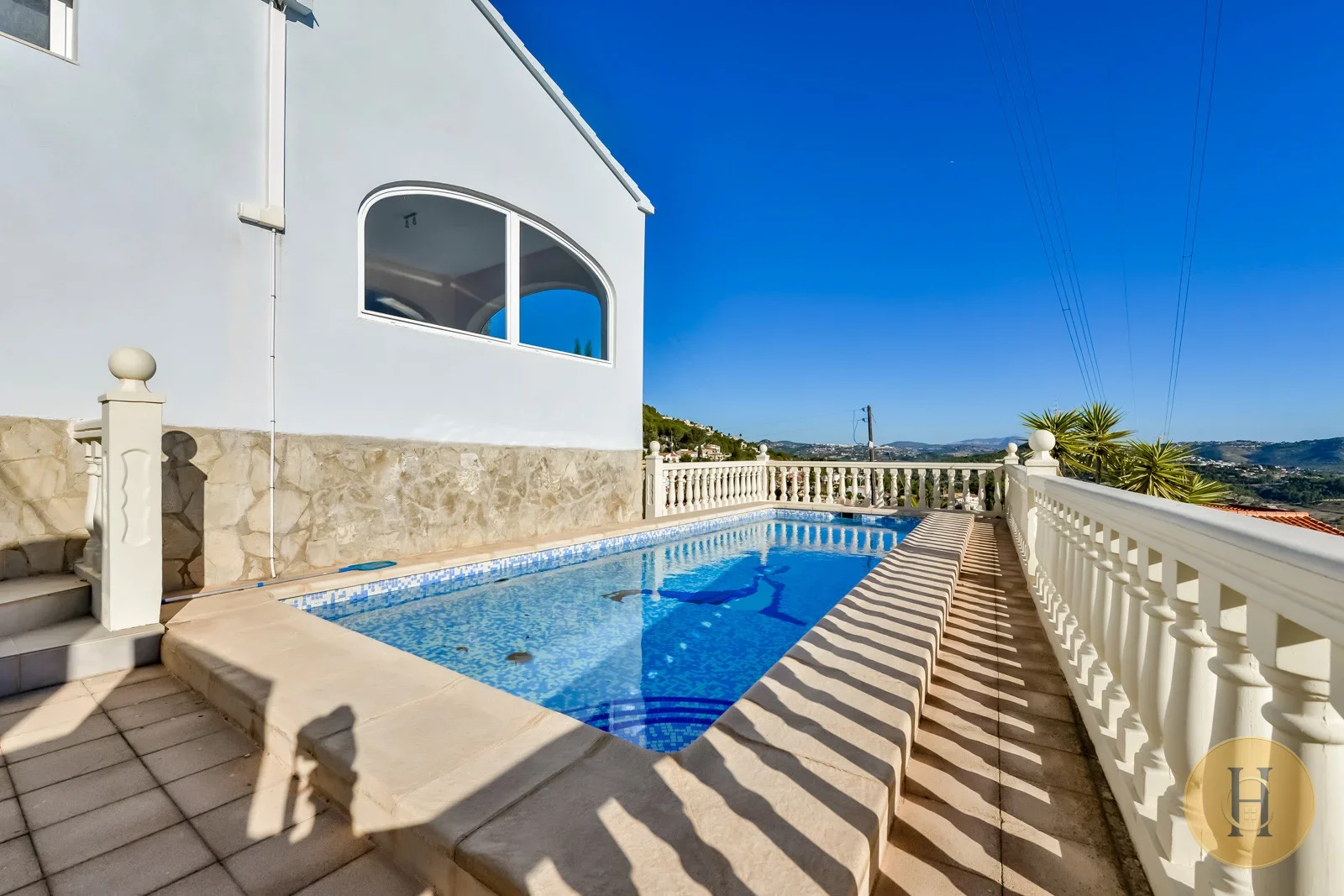 VG - Villa CUCARRES
