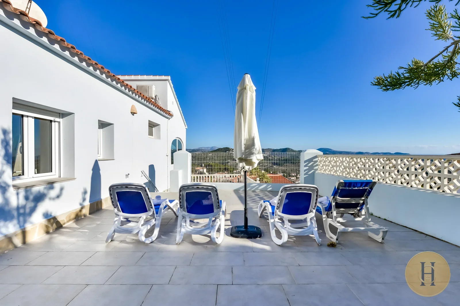 VG - Villa CUCARRES