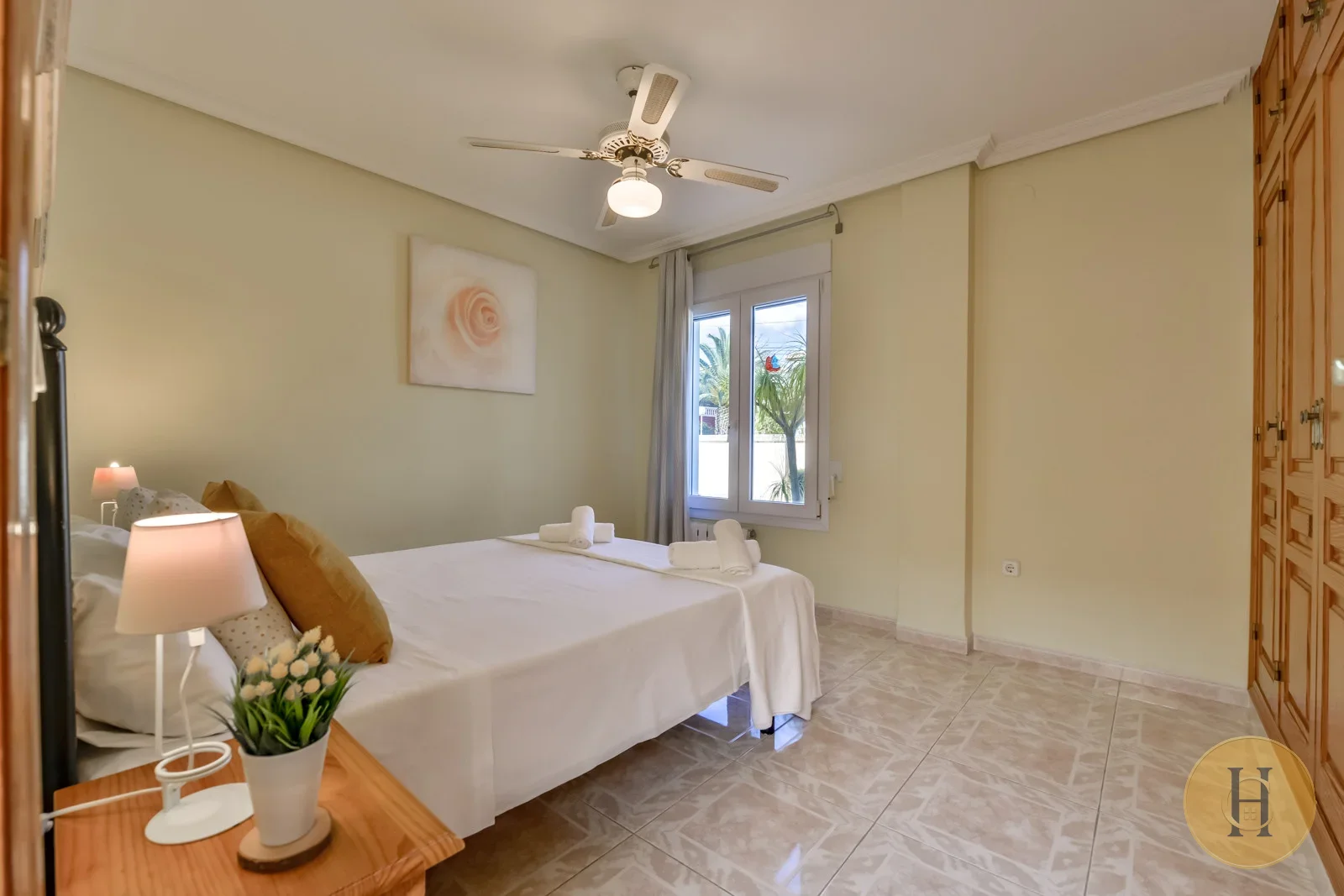 VG - Alquiler Villa Ifach Calpe con Piscina Privada | HotelsCasa