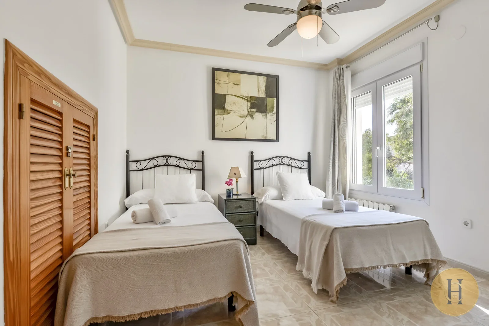 VG - Alquiler Villa Ifach Calpe con Piscina Privada | HotelsCasa