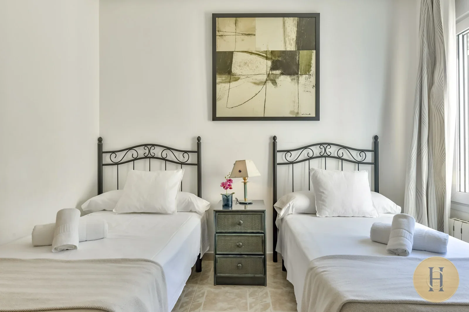 VG - Alquiler Villa Ifach Calpe con Piscina Privada | HotelsCasa