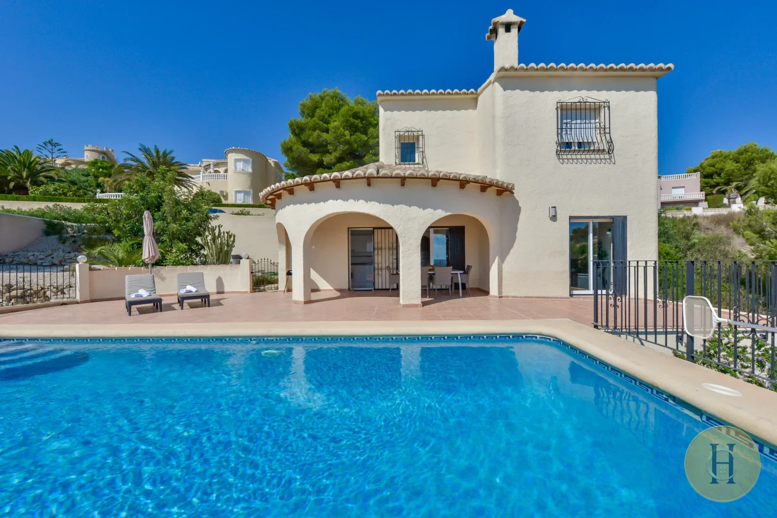 VG - Villa Loxi, Preciosa Villa En Cumbre Del Sol Para 6 Pax Con Piscina Privada Y Vistas Al Mar.