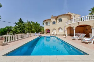 VG - Villa , Para 4 Pax Con Piscina Privada,