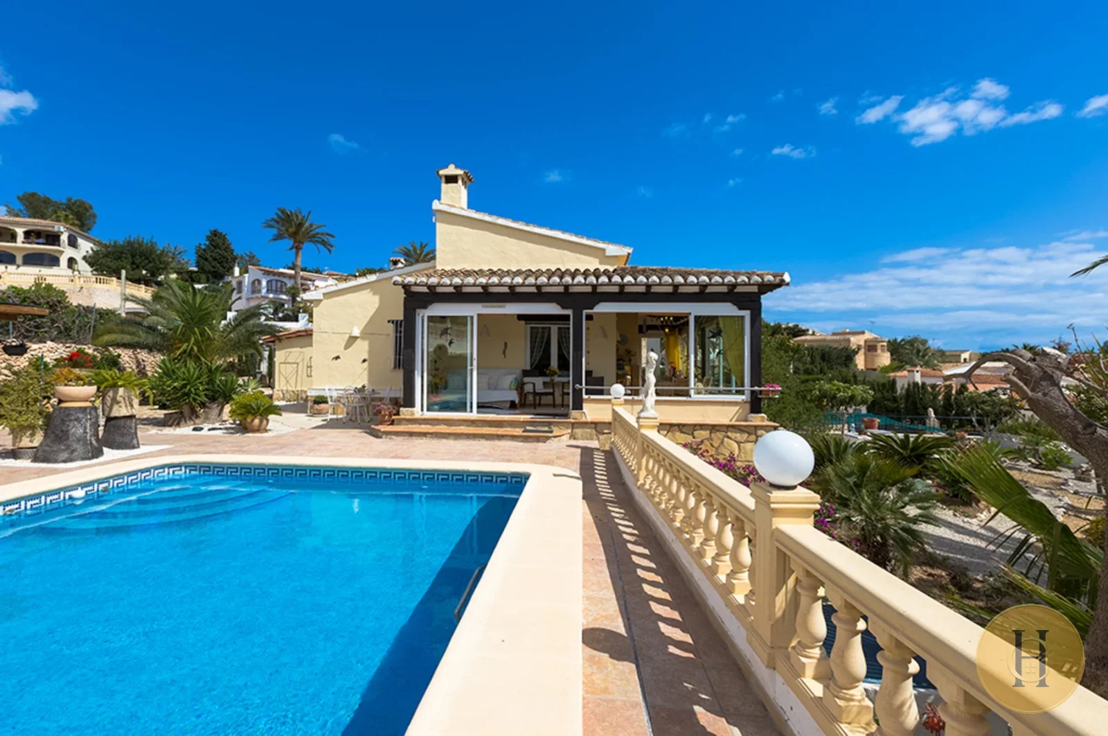 VG - Alquiler Villa Kismet Benissa con Piscina Privada | HotelsCasa