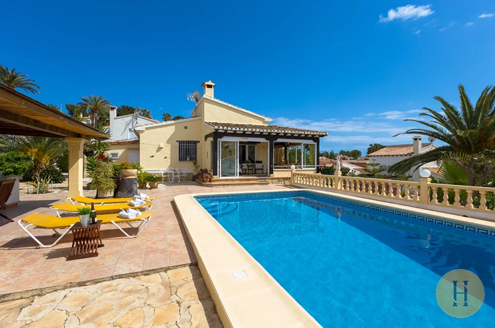 VG - Alquiler Villa Kismet Benissa con Piscina Privada | HotelsCasa